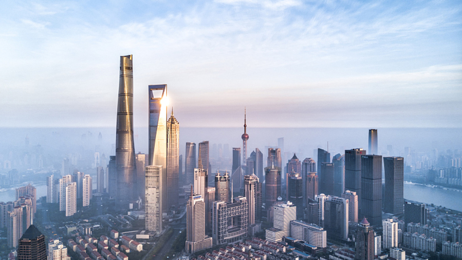 上海已设立跨国公司地区总部数量827家外资研发中心504家